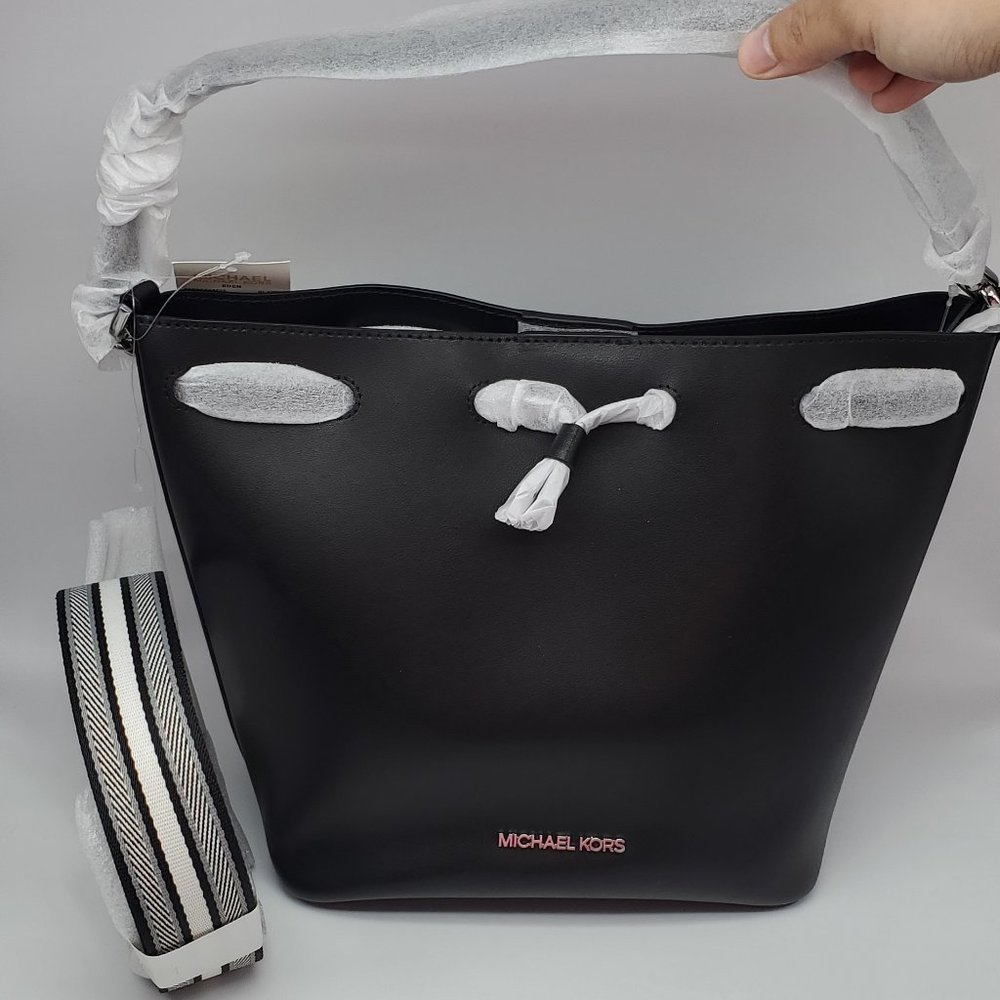 Michael Kors Eden Medium Bucket Bag Shoulder Black Leather